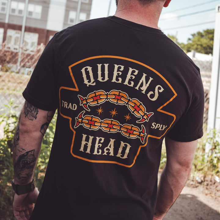 Queenhead Statue Short Sleeves T-Shirt