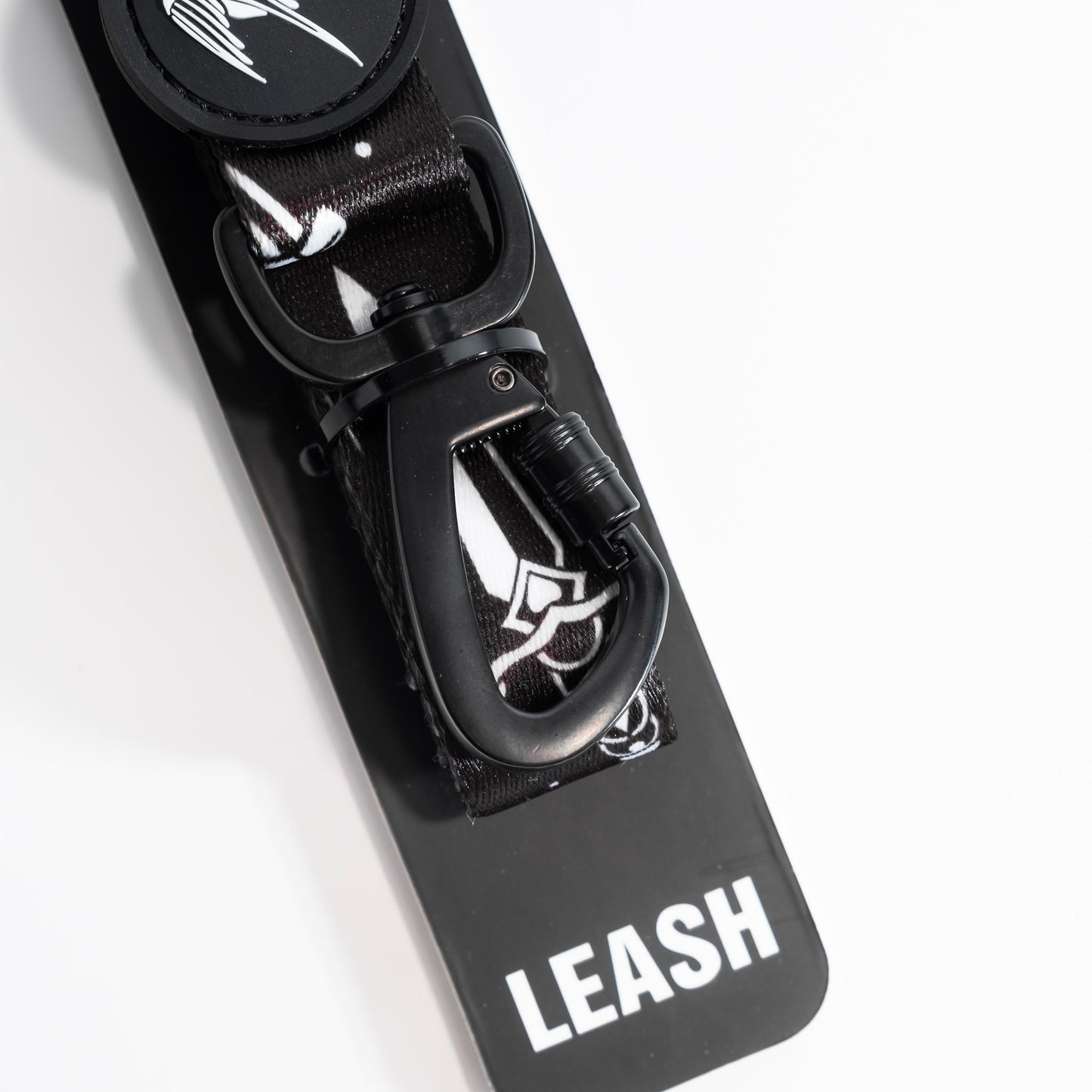 BLACK FLASH LEASH